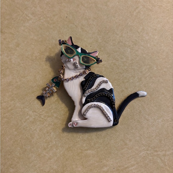 Lunch At The Ritz 2 GO Cat Pin And Bracelet With Original Box And Papers - Picture 1 of 10